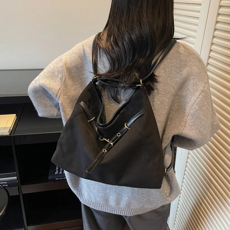 

Women's Messenger Bag Crafted From Soft Leather Boasting Popular Classic Elegant And High-End Timeless Style​