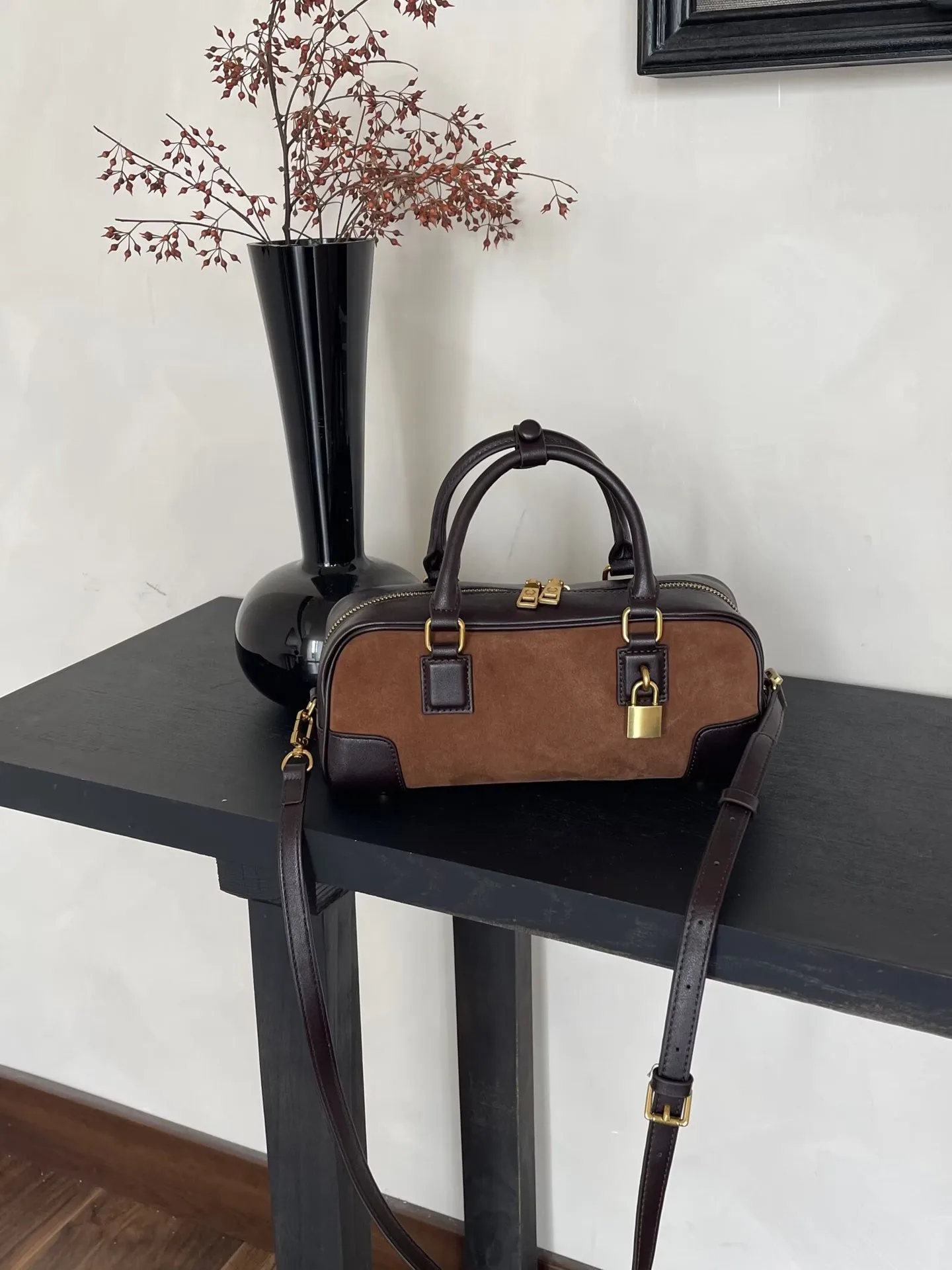 

High-quality PU handbags, women's single-shoulder bags and wallets, luxurious design bags, large-capacity casual urban handbags,