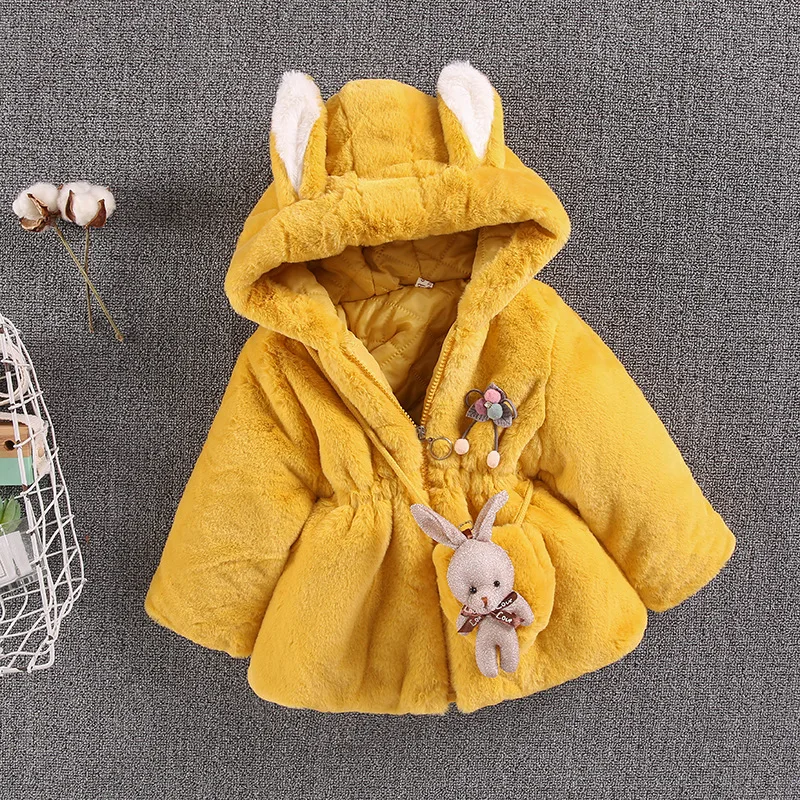 Plush thickened children\'s clothing jacket cute baby child clothes jacket autumn and winter cotton thickened hooded warm girl