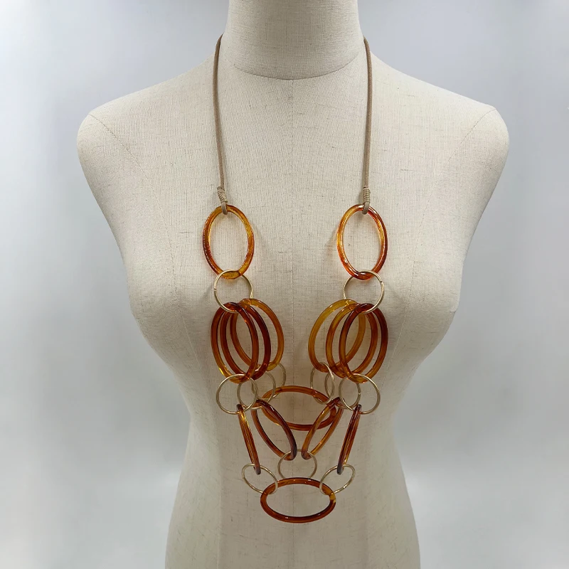 Suekees Goth Fashion Jewelry Sweater Chain Long Necklace Vintage Metal&Acrylic Rings Layered Necklace for Women Accessories