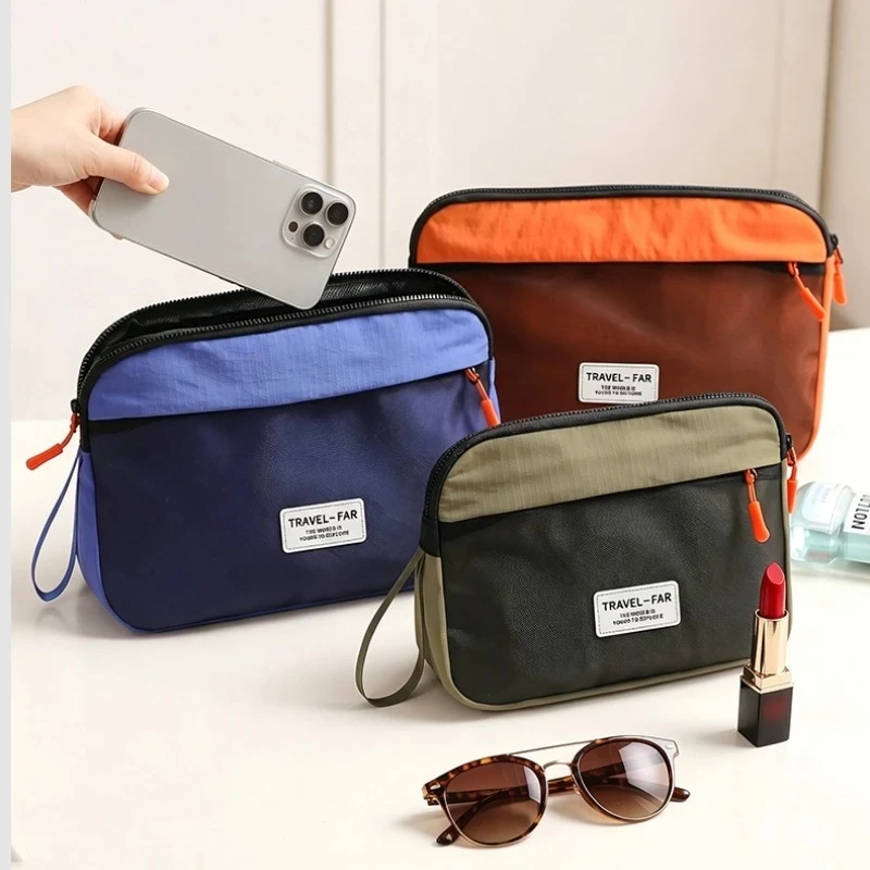 Lightweight Hanging Toiletry Bag Makeup Cosmetic Pouch Simple & Practical Handheld Toiletry Bag Business Trip and Travel Unisex