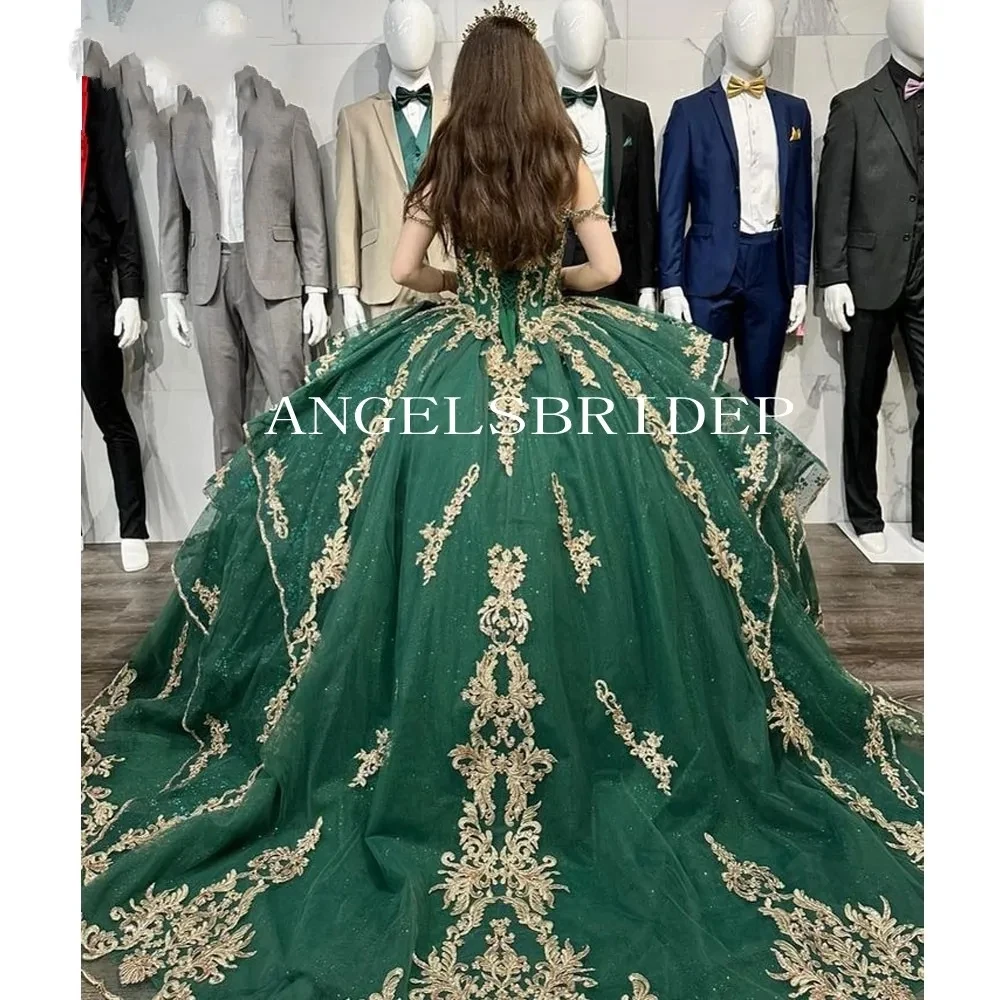 Angelsbridep 2023 verde smeraldo con spalle scoperte abito Quinceanera abito da ballo Appliques con paillettes corsetto di pizzo Vestidos De 15 asenos