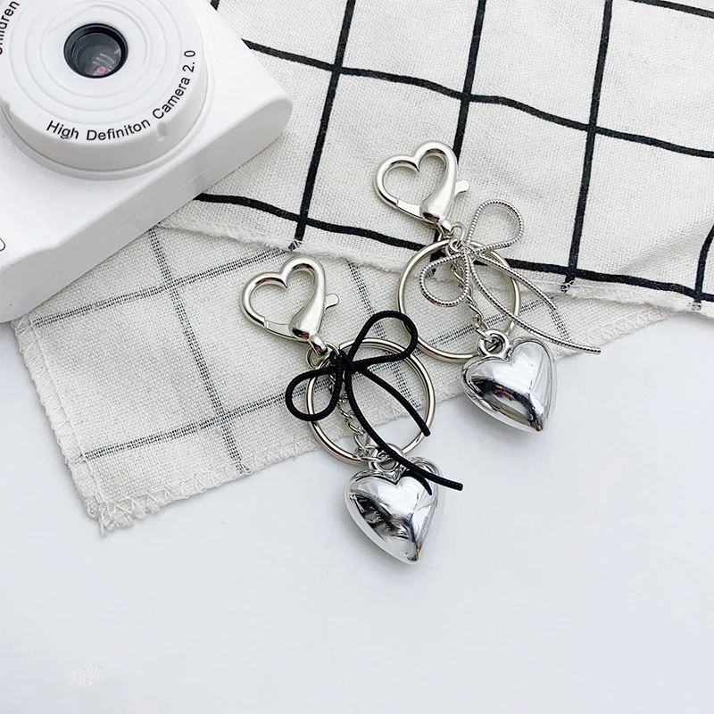 Y2K Silver Color Metal Keychain Simple Bowknot Heart Keyring Car Key Holder Backpack Pendant Bag Hanging Decoration