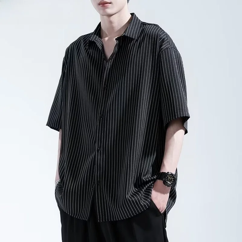 

Men's Loose Striped ort Sve irt Summer Faionable f Sve Top Youth ular Sle Button Detail Iron-Free Clothing