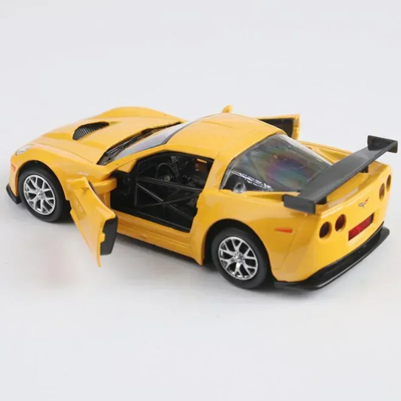 MaKeda1:36 Chevrolet Corvette Metal Alloy Racing Car Pull Back Diecast Vehicles Model Toys For Children Collections Kids