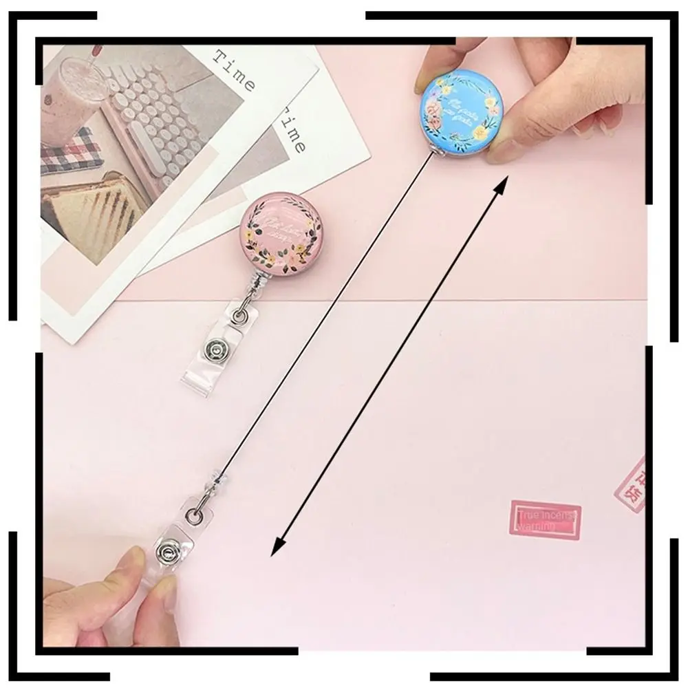 

Portable Stretchable Badge Clip Fall-proof Wreath Retractable Badge Reel with Back Clip Cartoon Nurse Badge Holder Name Tag