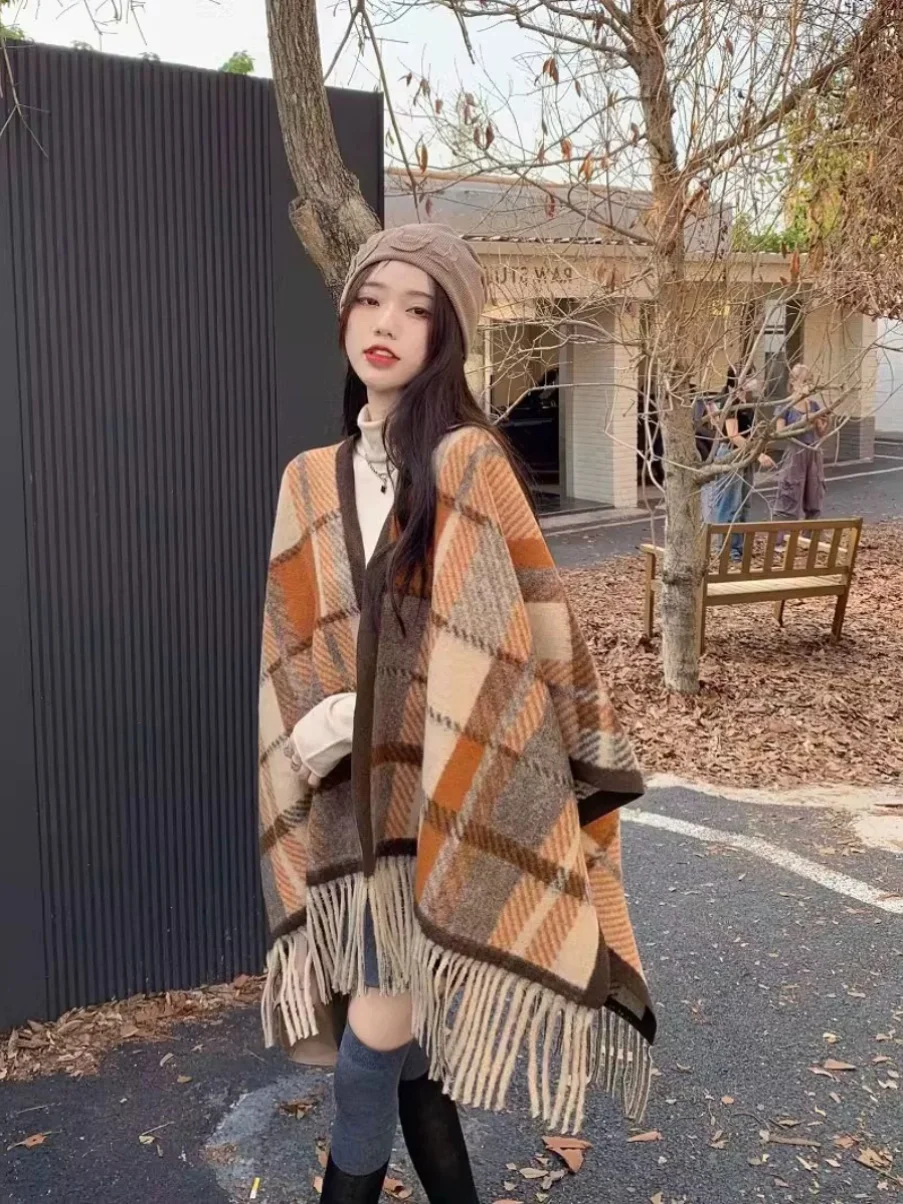 

Retro British Plaid Scarf Women's Winter Thickened Cashmere Shoulder Wrap Outerwear Long Rectangle Warm Patterned Female