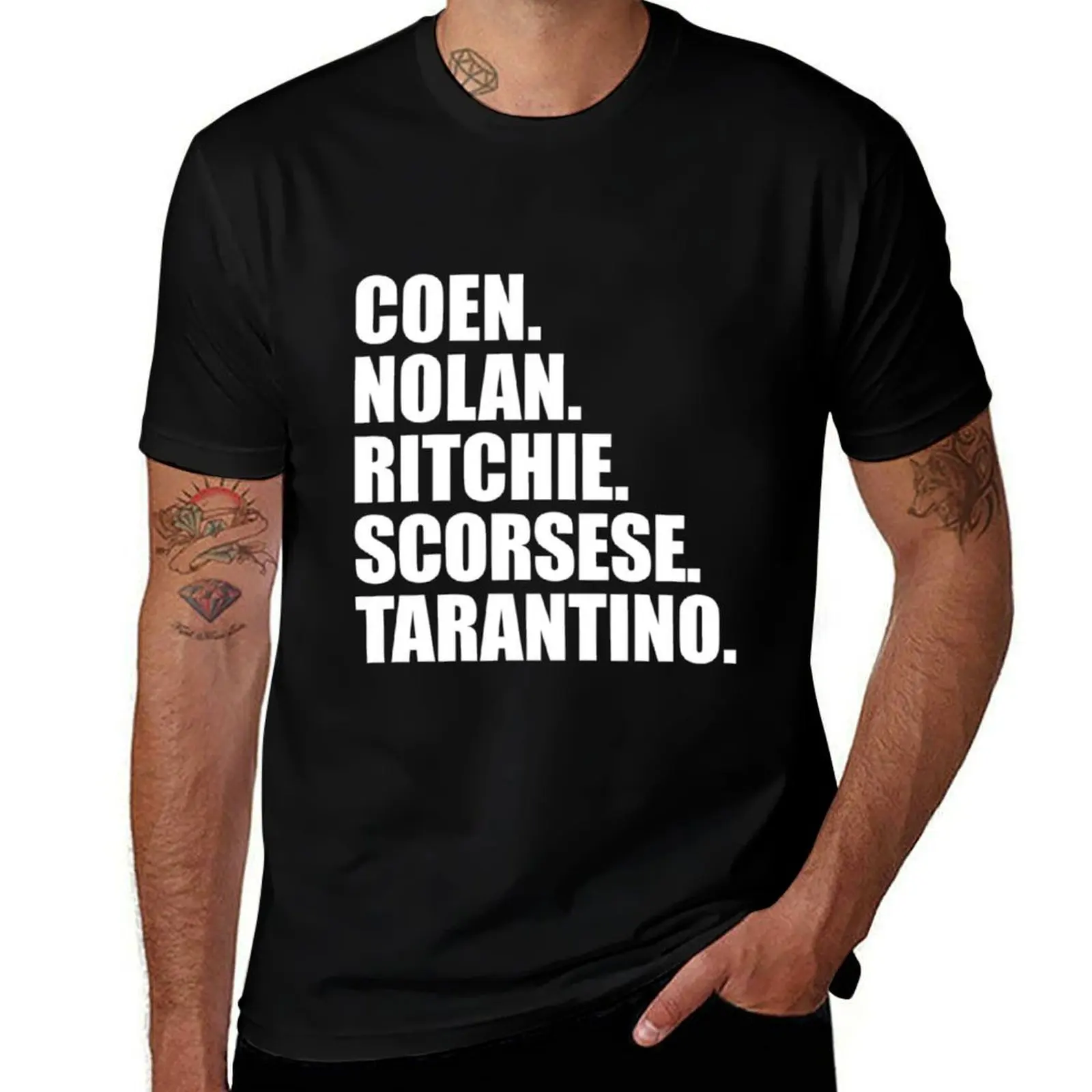 トップ映画監督コーエン・ノーラン・リッチー・スコセッシ・タランティーノtシャツエッセンシャルtシャツ面白いtシャツ男性tシャツ