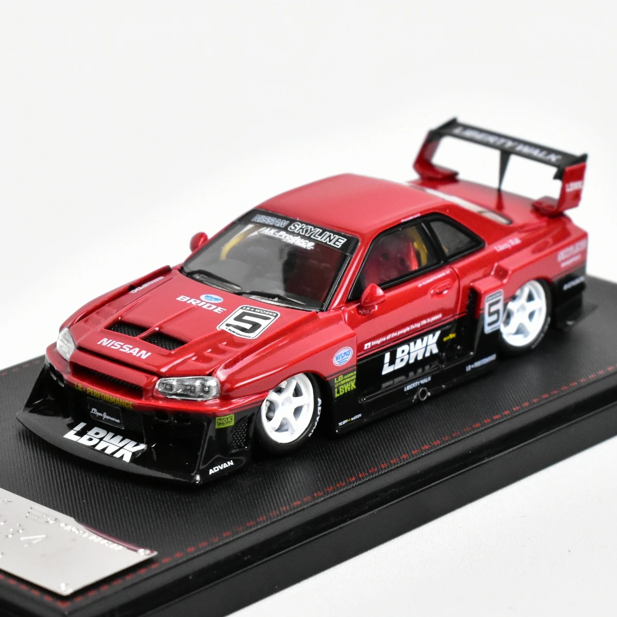 

Street Weapon SW 1:64 GTR ER34 Diecast Model Car