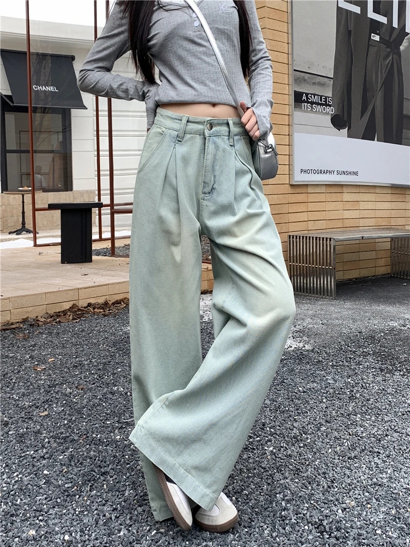 Women Vintage Korean Fashionable Style Streetwear Light Blue Jeans Office Wear to work Denim Pants fo Old money Fall Clothes