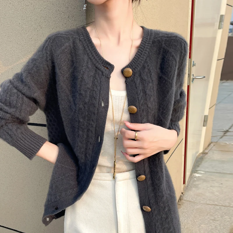 New round neck thick jacquard in autumn and winter 100% beautiful slave wool sweater cardigan loose long sleeve solid color knit