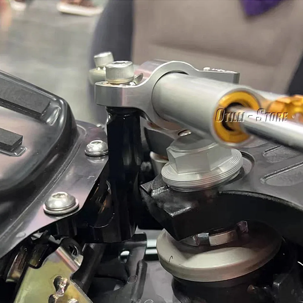 Neue Motorrad Faser Carbon Lenkung Stabilisieren Dämpfer Montage Halterung Kit Für Yamaha YZF R7 YZF R7 Yzf-r7 2021 2022 2023