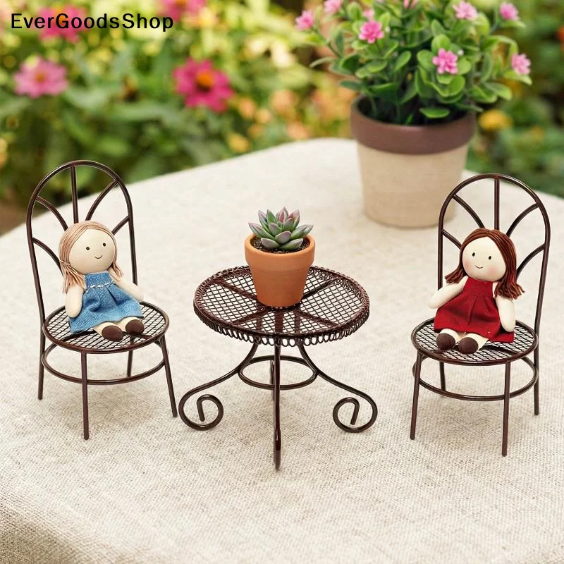 Novo Conjunto de 1/3 Peças de Móveis de Ferro em Miniatura para Casa de Bonecas: Mesa e Cadeira para Decoração de Jardim e Casa