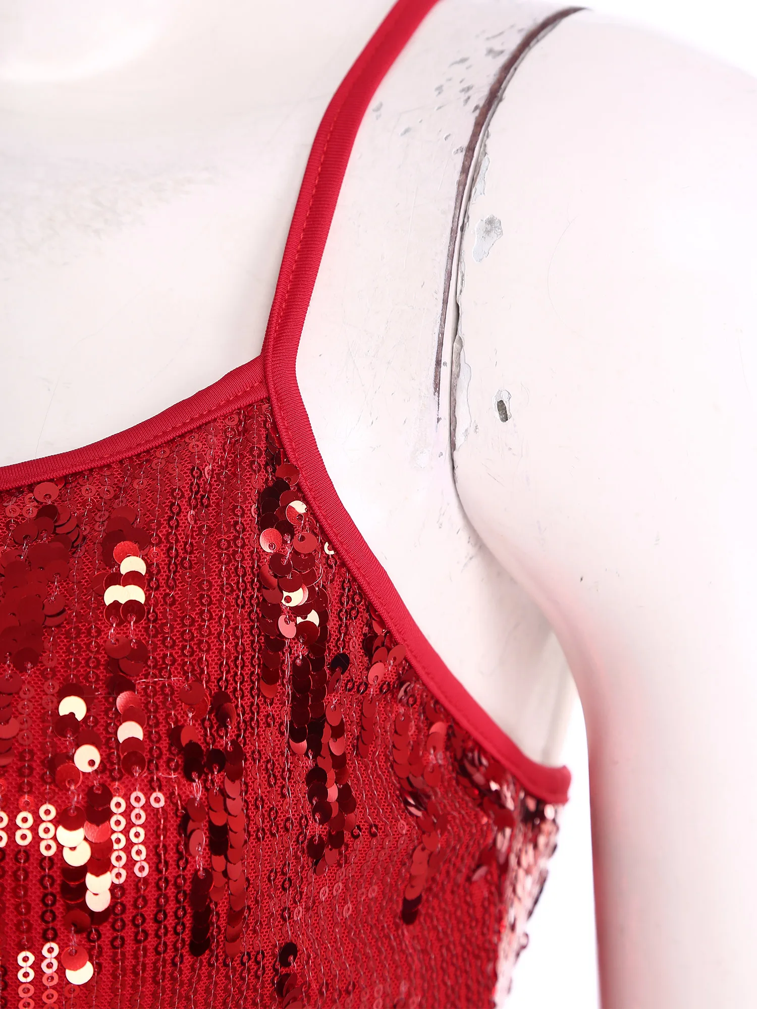 

Womens Glittery Camisole Allover Sequin Adjustable Spaghetti Straps Crop Tank Top Stylish Vest for Club Casual Shopping Beach