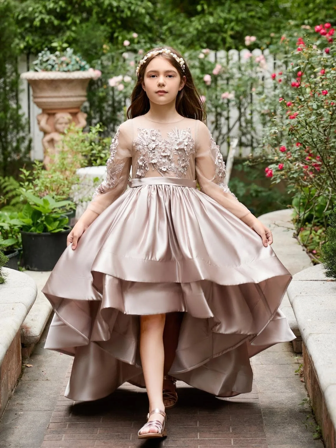 Flower Girl Dress Champagne Satin Mesh Long Sleeve Lace Embroidered Beauty Pageant Gown Asymmetric Layered Trailing Princess