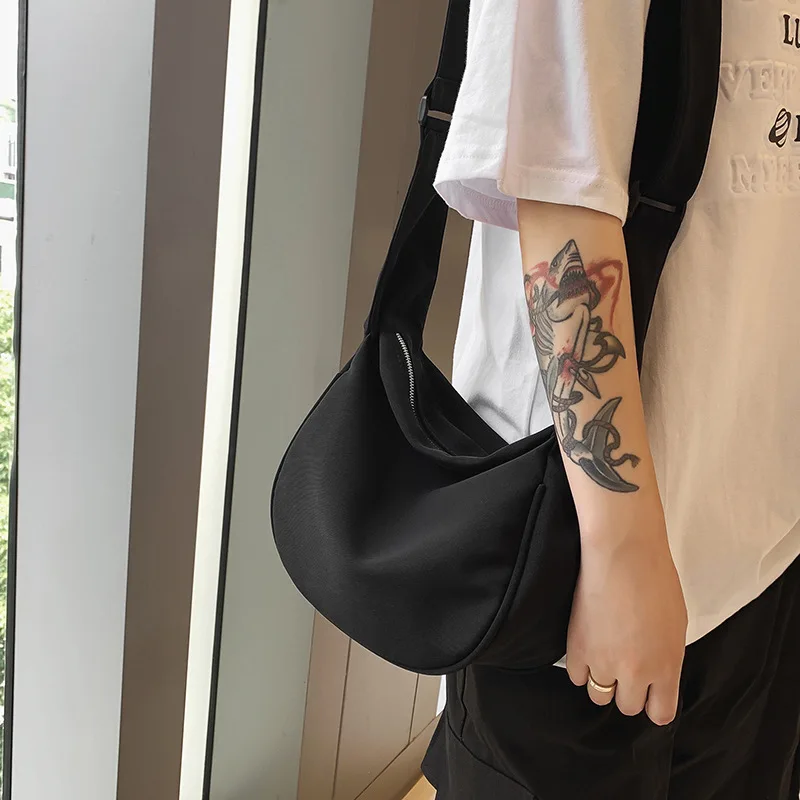 Canvas crossbody bag Japanese ins literary simple shoulder bag for men and women with the same leisure lazy wind small backpack