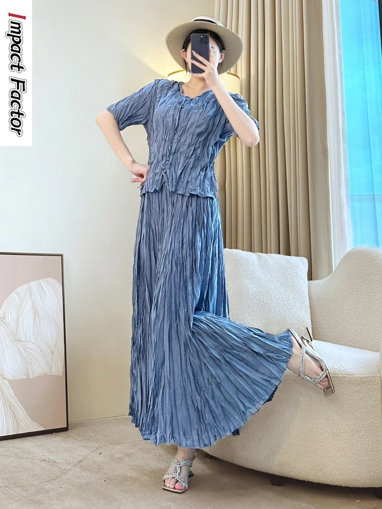Miyake Pleats 2025 Summer Thin Suit, Foreign Style Two-piece Set, Short-sleeved Age-reducing Thin Skirt, Women's Clothing
