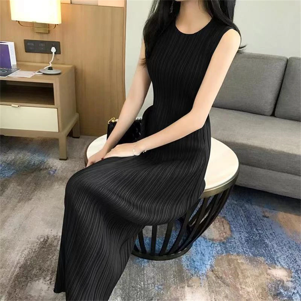 Multi Color Solid Slim Dress O-Neck Sleeveless Straight Dress Elegant Chic Trend Women Office Lady Basic All-Match Dress Summer