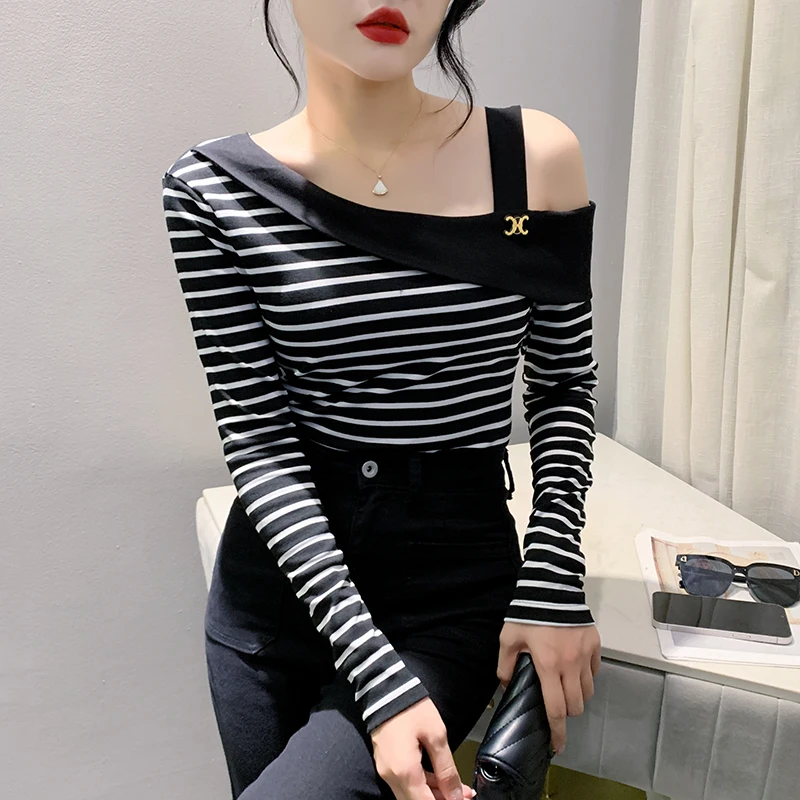 MadBlack European Clothes Tshirt Women Sexy Slant Collar Striped Slim Cotton Top Long Sleeve Tee Autumn Winter T38046JC