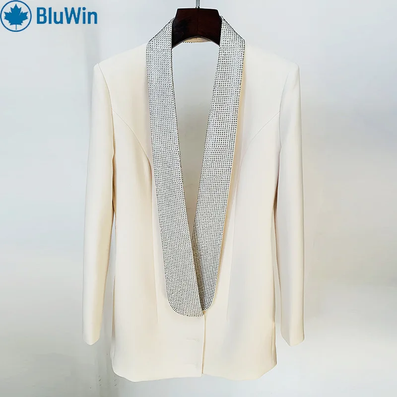 سترة نسائية ذات ياقة شال من حجر الراين من BluWin بأزرار واحدة وأكمام طويلة باللون الوردي الساخن  