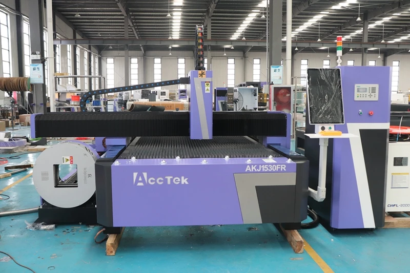 3015 Fiber Laser Metal Tube Cutting 1500W 2000W Fiber Laser Metal Pipe Cutting Machine with Rotary Axis