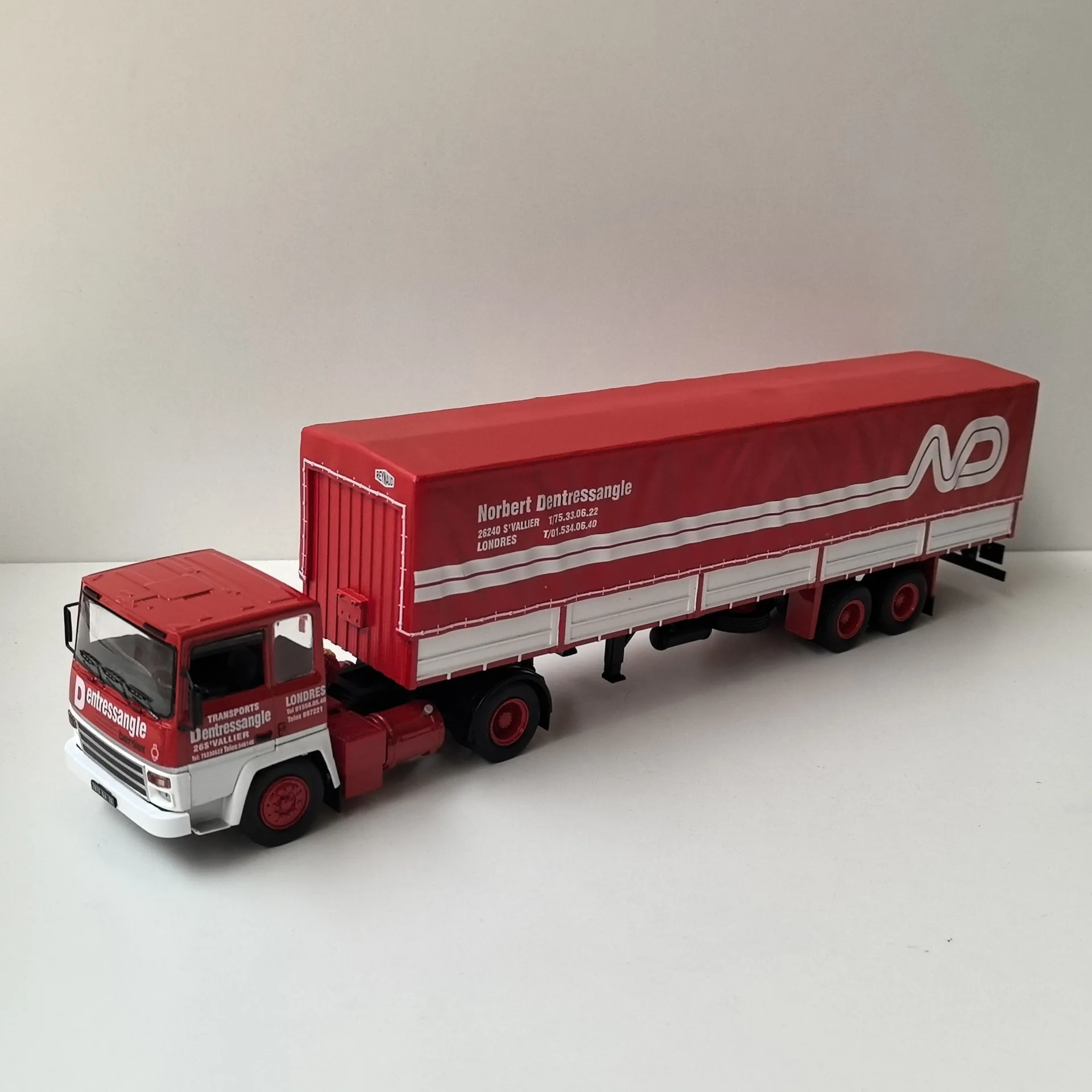 Moulé sous pression ODEON 1/43 échelle BERLIET TR260 Berliet tracteur camion modèle tête alliage corps de voiture en alliage plastique modèle de voiture jouet à collectionner