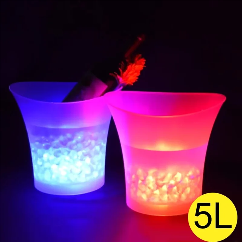 

【Party-Decoration】5L Waterproof Plastic LED Ice Bucket Bars Nightclubs LED Light Up Champagne Beer Bucket (Color Changing)