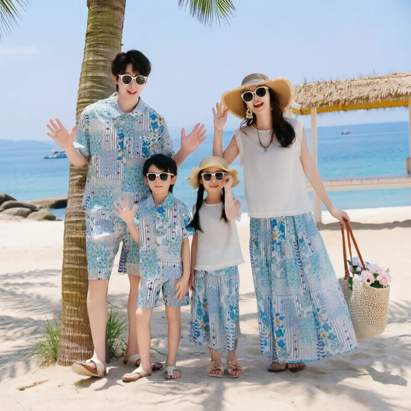 Holiday Family Matching Outfit Beach Mother‑Daughter Tops Skirt Two Piece Sets Floral Print Vacation Father‑Son Shirt Shorts