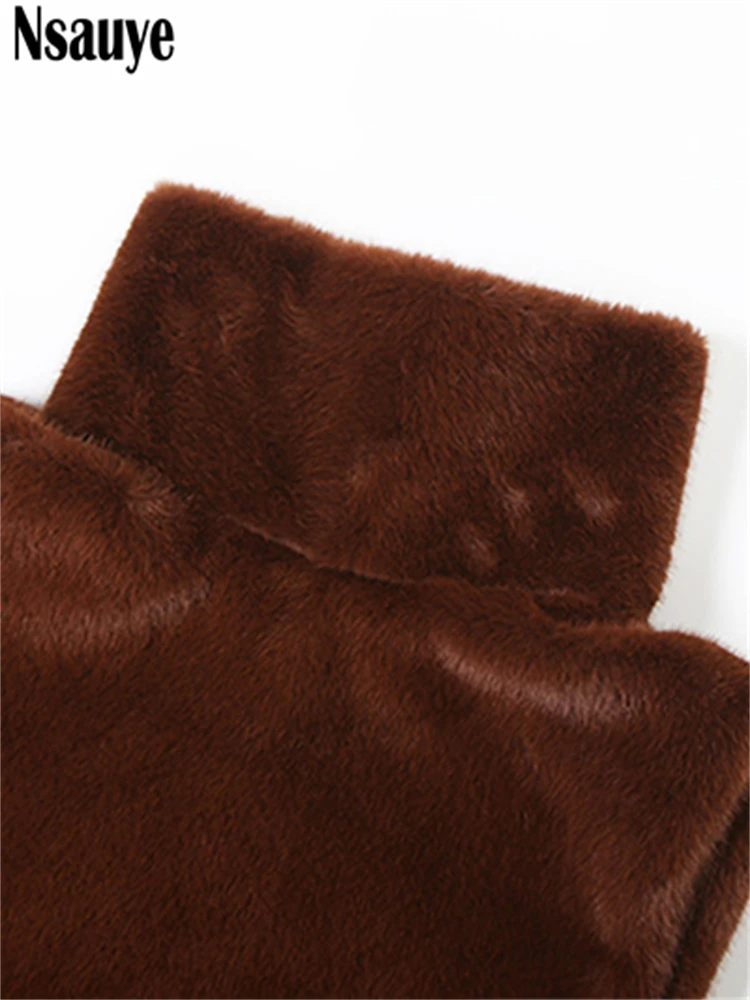 Women's 2025 Winter Warm Turtleneck Faux Fur Vest Jacket