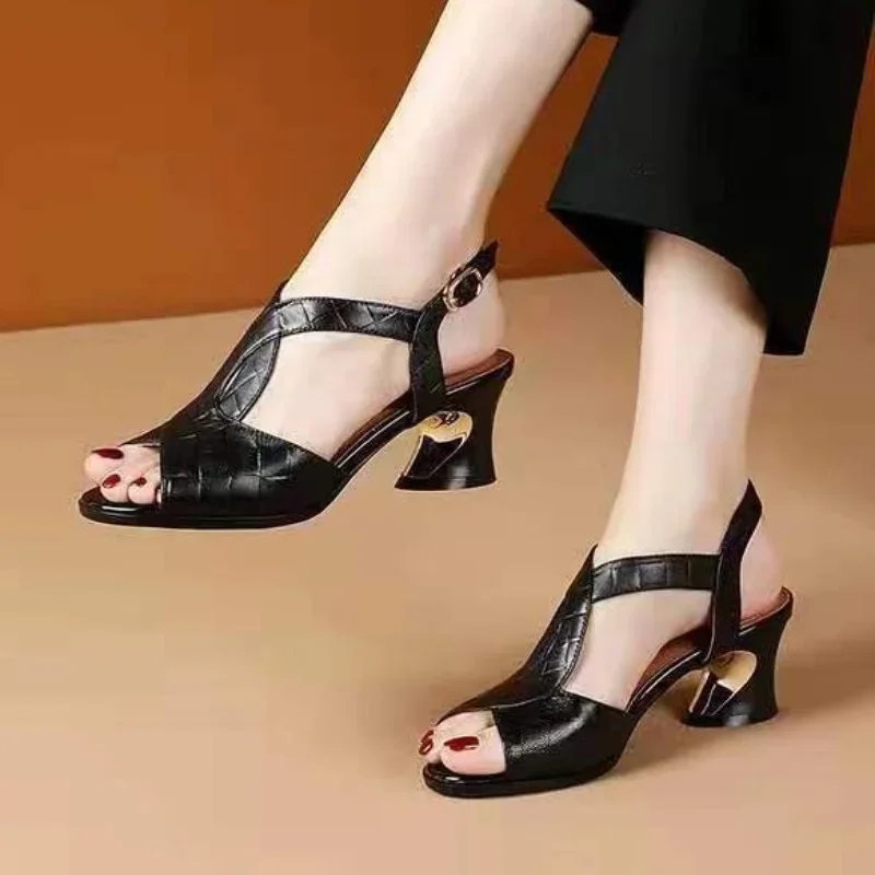 2024Women\'s Peep Toe Chunky Heel Shoes 2023 Summer Vintage High Heel Sandals for Dress Office T-strap Heeled Shoes