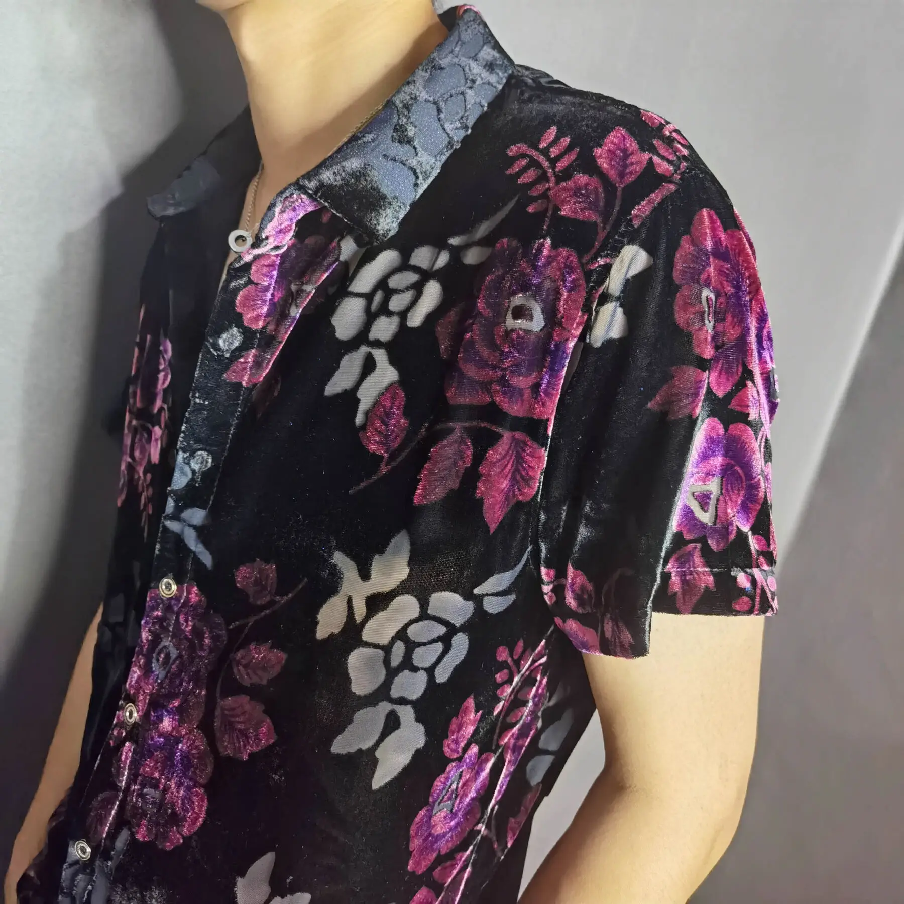 Fashion Transparent Floral Shirt Masculine Velvet Slim-fit Shirt Mens Short-sleeved Clothing See-through Nightclub Purple Shirt