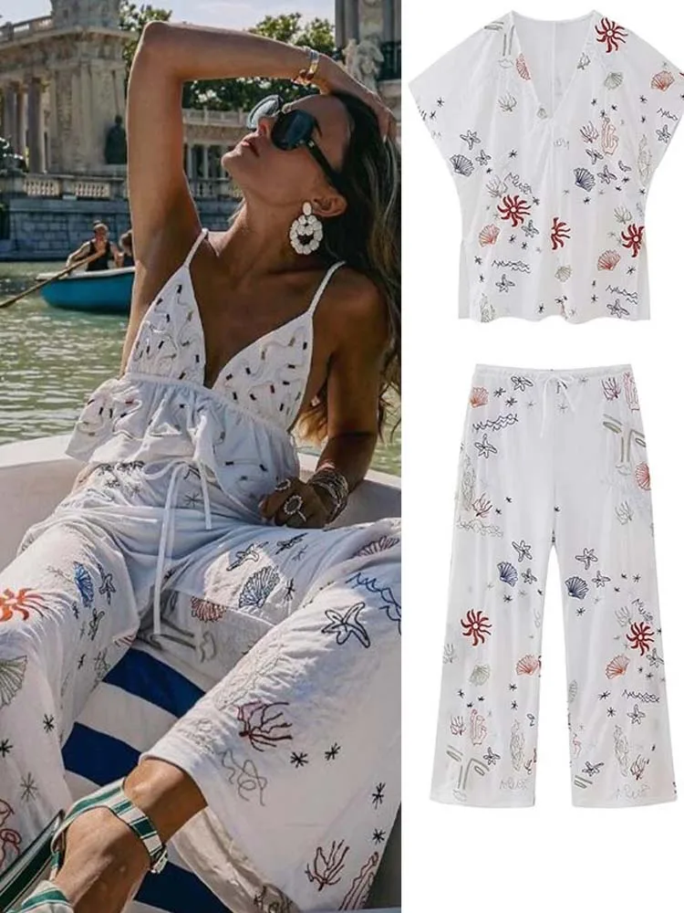 Beach Fashion Embroidery pants and tops 2024 Summer V-neck Short sleeve t-shirt Elastic waist trousers 2 piece set Loose 4T067