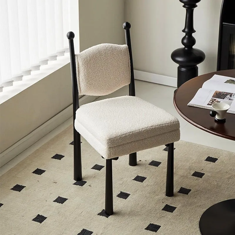 Nordic Modern Dining Chairs Designer Bedroom Barber Balcony Desk Dining Chairs Minimalist Dressing Muebles Postmodern Furniture