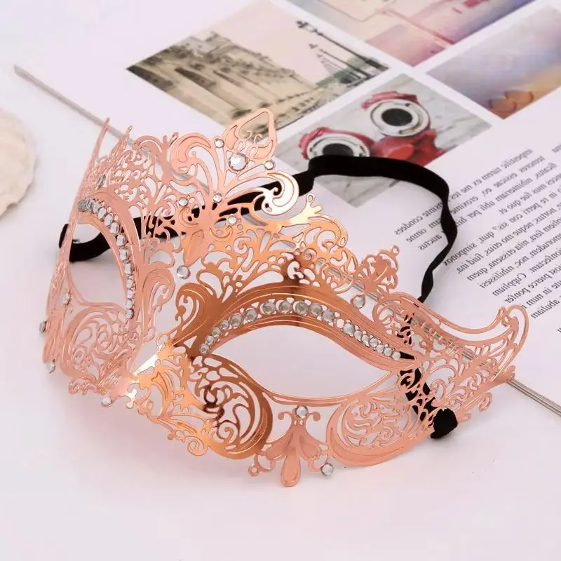 

Роскошная золотая металлическая филигранная лазерная резка Венецианская маскарадная маска Свадебное мероприятие Рождественский бал Костюм Маски для вечеринок