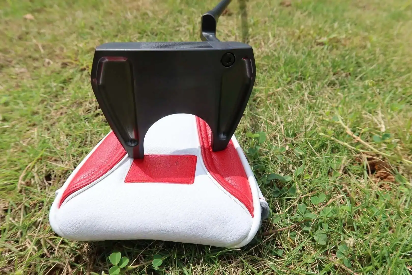 Wholesale Oem Cheap Forged Golf Club Men Right Handed 33 34 35 Sizes Distribution Golf Putter Club