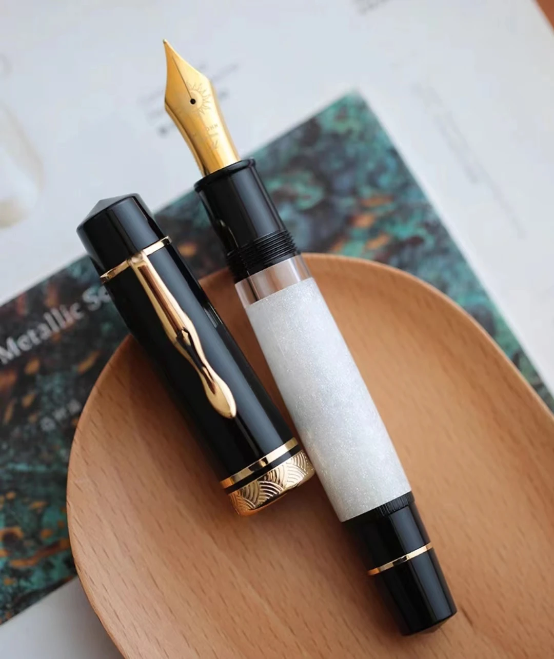 New MAJOHN P139 Piston Fountain Pen No.6/8 EF/F/M Nib Retro Hard Rubber Tongue All-copper Piston Structure Writing Gfit Pen