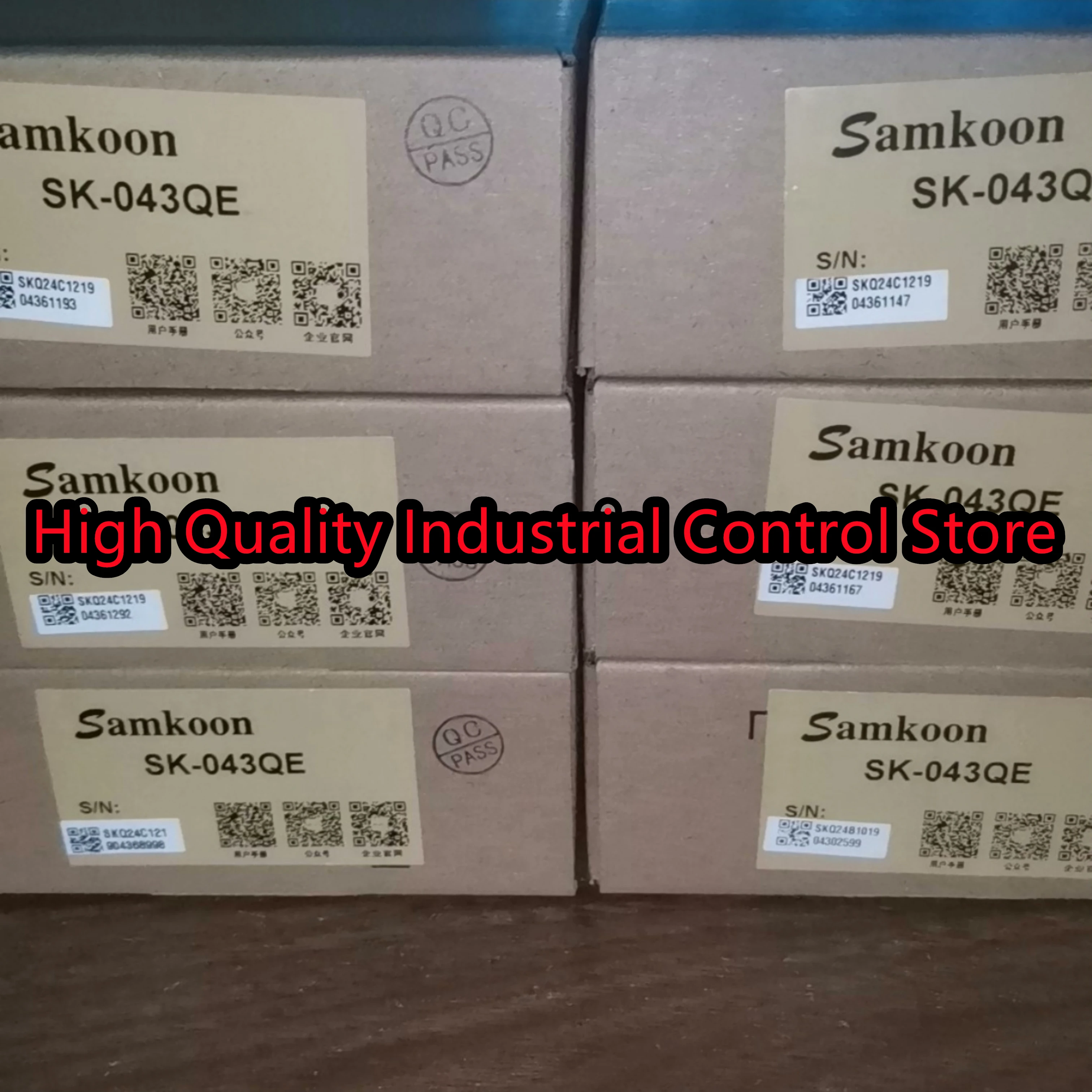 

Новая сенсорная панель HMI SK-043QE SK-043QT в коробке