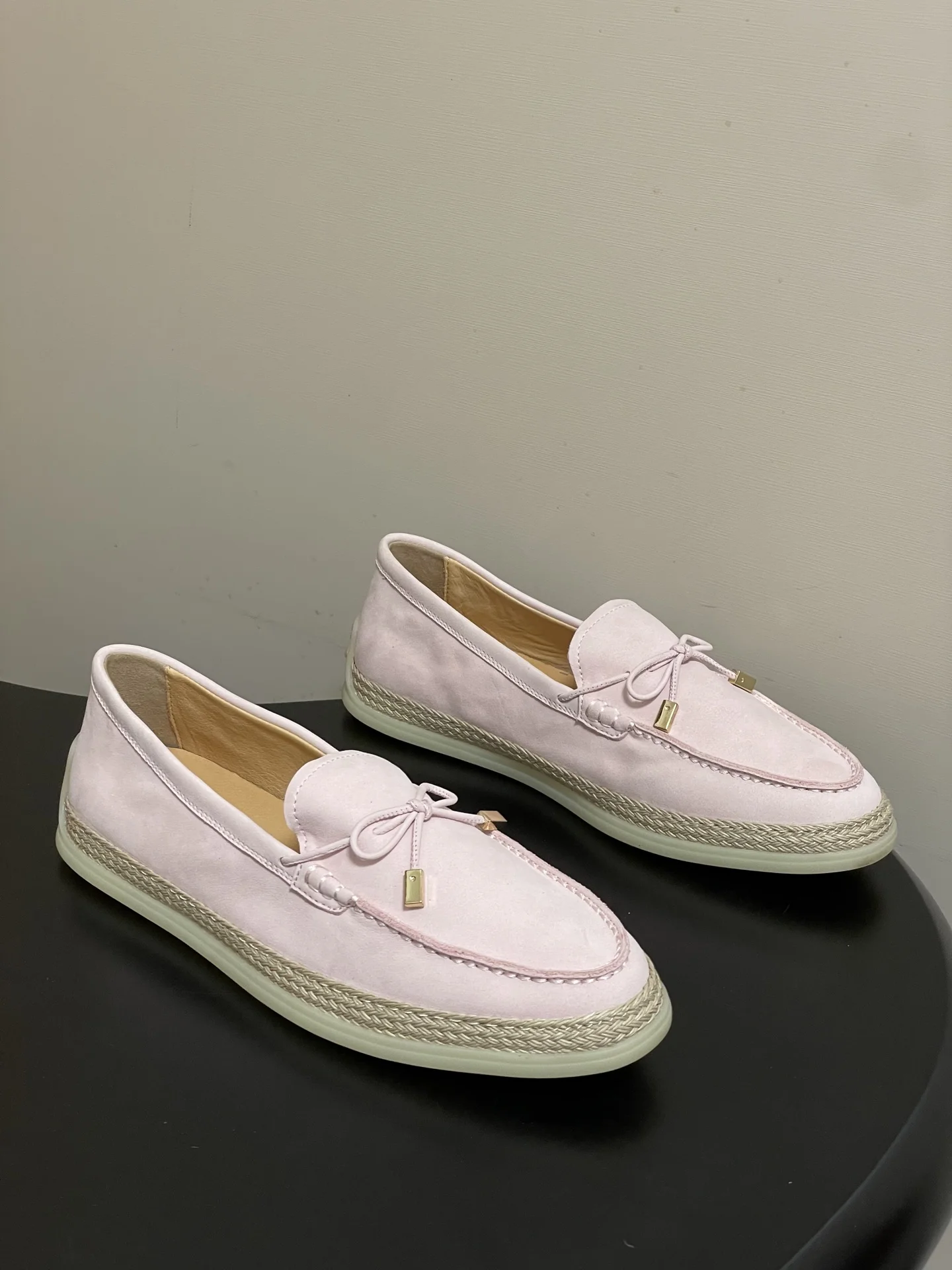 

Women's Raffia-trimmed Suede Loafers Slip-on Style Decorative Bow And Metal Hardware Detail Shoes