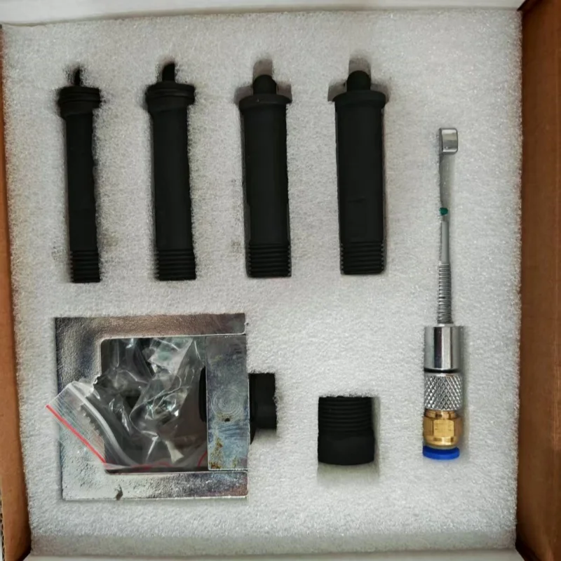 Universal Diesel Common Rail Injector Clamp Fuel Nozzle Oil Inlet Connector Adaptor Repair Tool for  Denso
