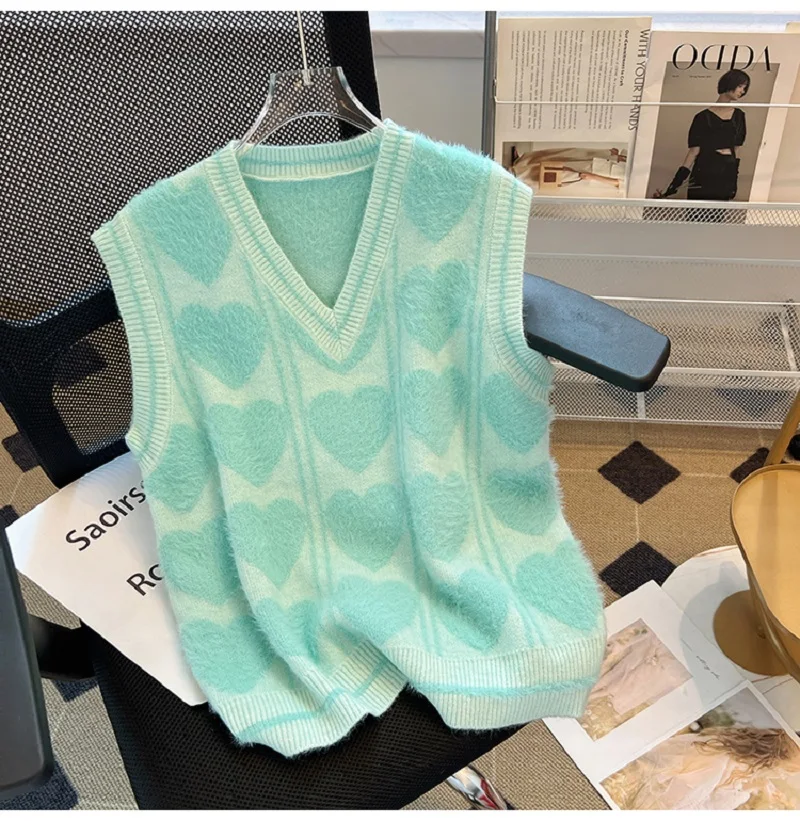 Female Spring Autumn Student Loose V-Neck Sweater Vest Sleeveless Heart Women Knitwear Tops