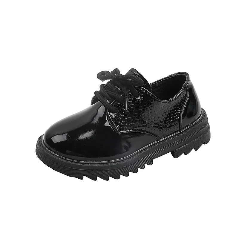 Zapatos de cuero de rendimiento para niños, estilo británico, a la moda, color negro, con cordones simples, para primavera y otoño, 2023