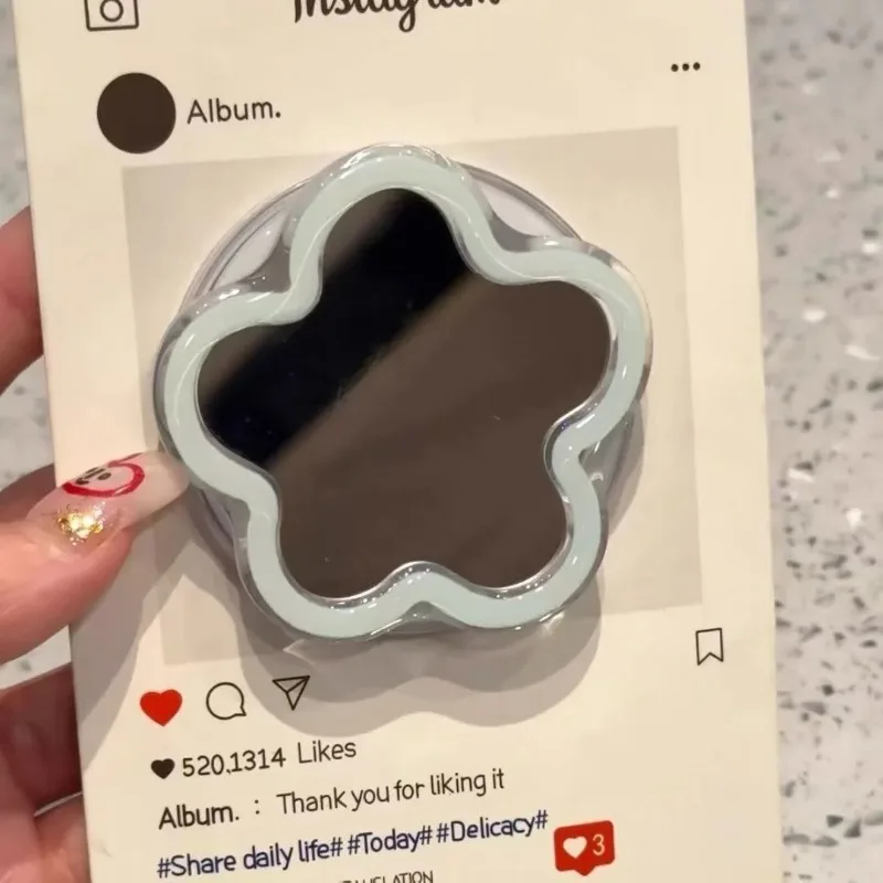 

Магнитный держатель для телефона с милым цветком, масштабируемый зеркальный кронштейн со звездой для IPhone17 Samsung, подходит для магнитной настольной подставки с ленивой ручкой