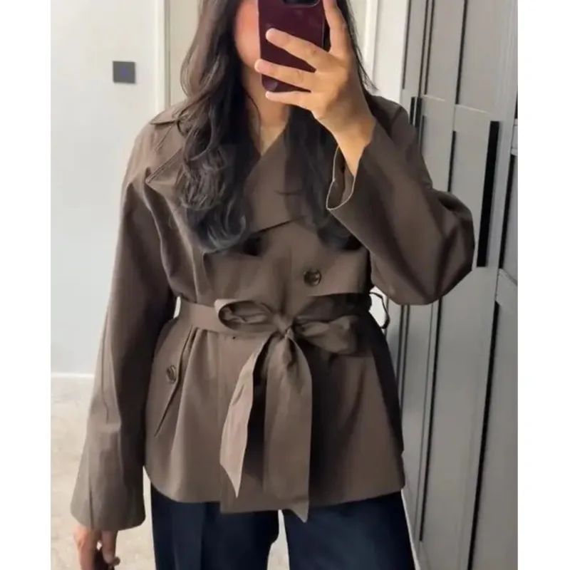 

Womne Short Windbreaker With Belt Autumn Large Lapel Long Sleeve Loose Outerwears Casual Fashion Female Jackets