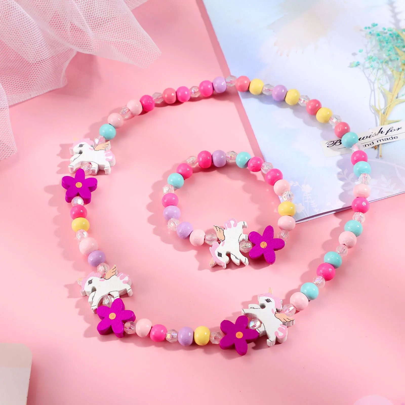 1 Juego de collar de cuentas de madera, pulsera para niños, joyería de unicornio, accesorios decorativos de dibujos animados, juegos de joyas para niños, juego de simulación