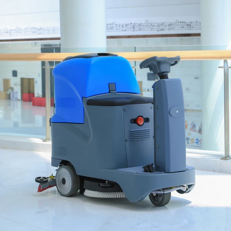Rechargeable 3-wheel Road Cleaning Equipment with Water Spraying Function Floor Cleaning Machine Electric Ride-on Road Sweeper