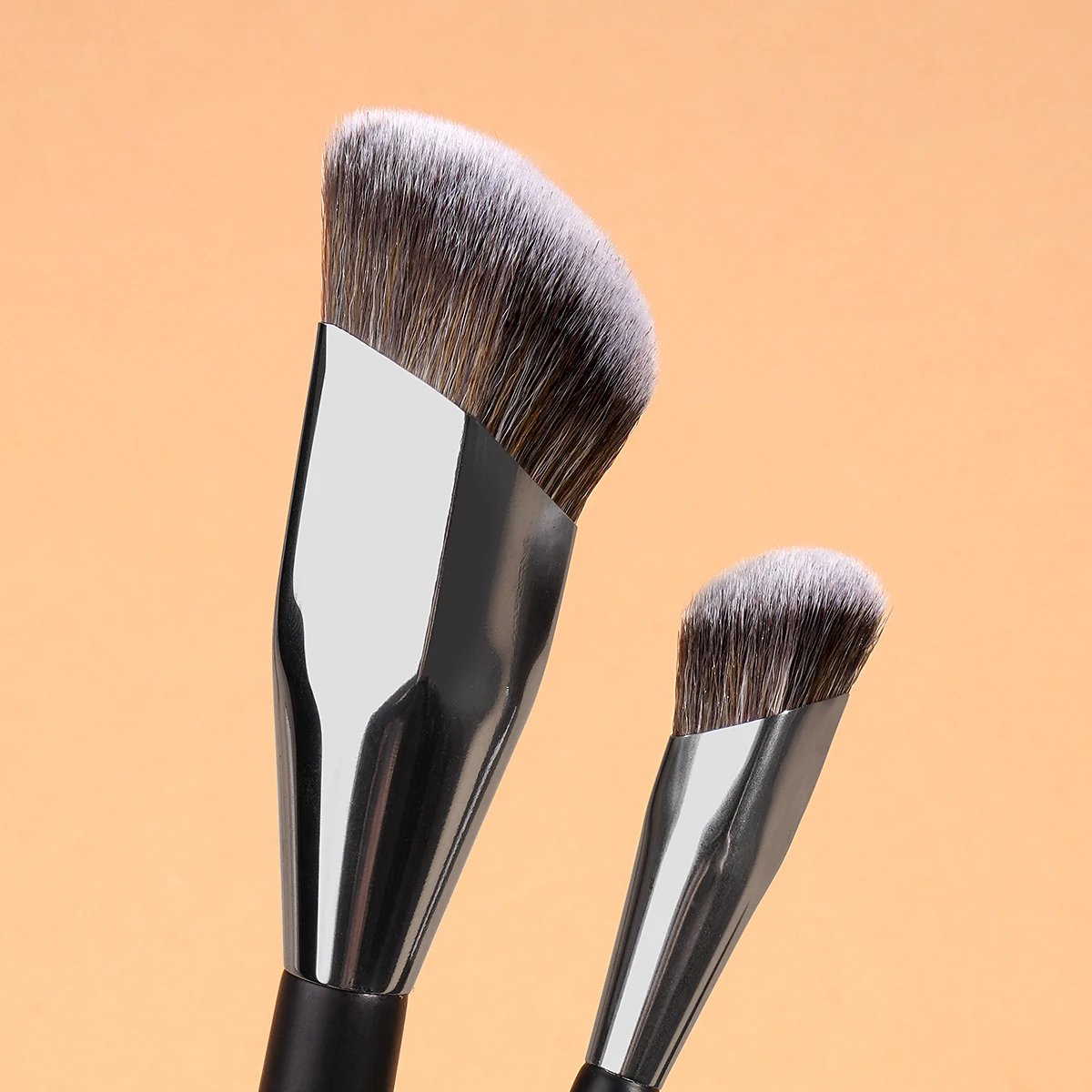 MAANGE 2pcs Makeup Brushes Set Foundation Brush Powder Highligh Concealing Brush Dense Bristle Beginner-friend Travel Gift