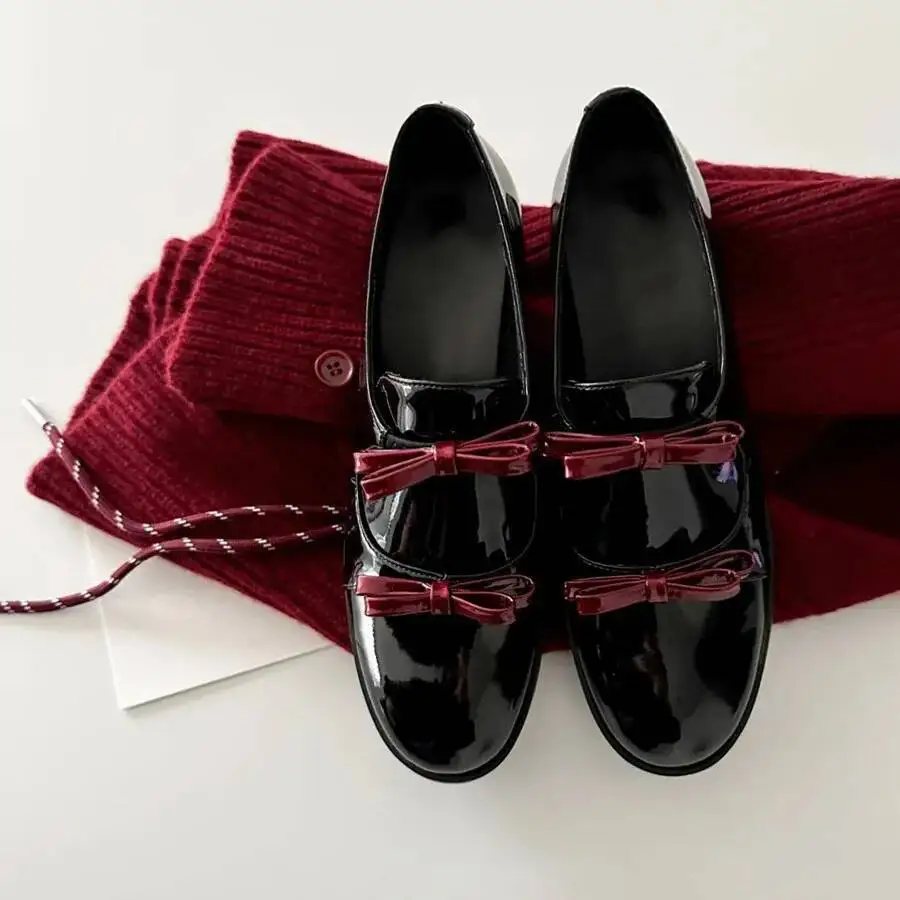 Women Flat Casual Shallow Mouth Single Shoes Round Toe Slip on Women's Loafers Solid Color Flat bow Patent leather Bottom Mujer