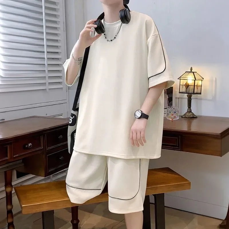 

New Short-sleeved Sports Casual Suit for Men Loose Large Size Two-piece Set