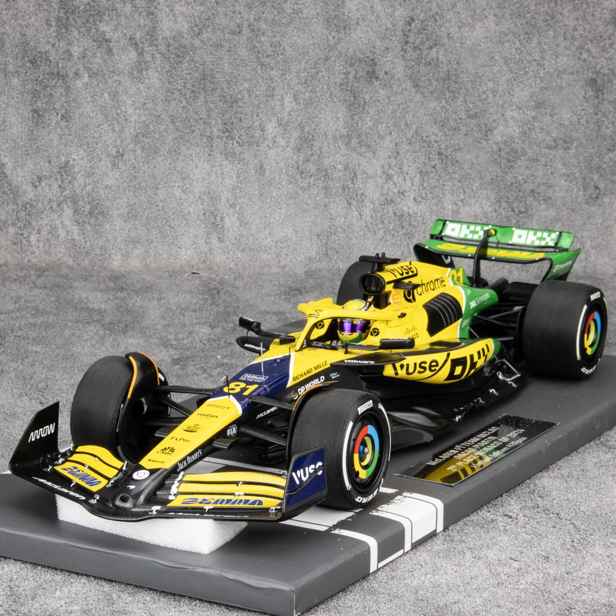 Minichamps 1:18 F1 MCL38 Piastri 2024 Monaco Simulation Limited Edition Resin Metal Static Car Model Toy Gift