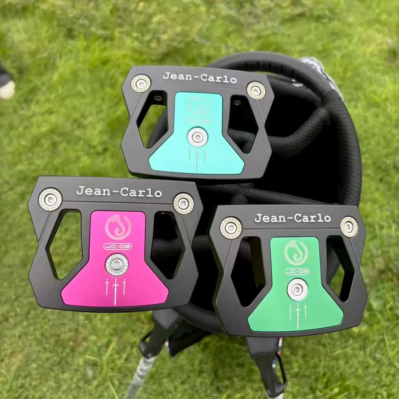 Jean Carlo Golf Put… - image